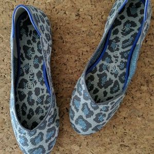 Rothy's Grey Spotted Flats sz 7 EUC
